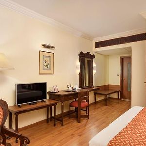 Superior King Suite